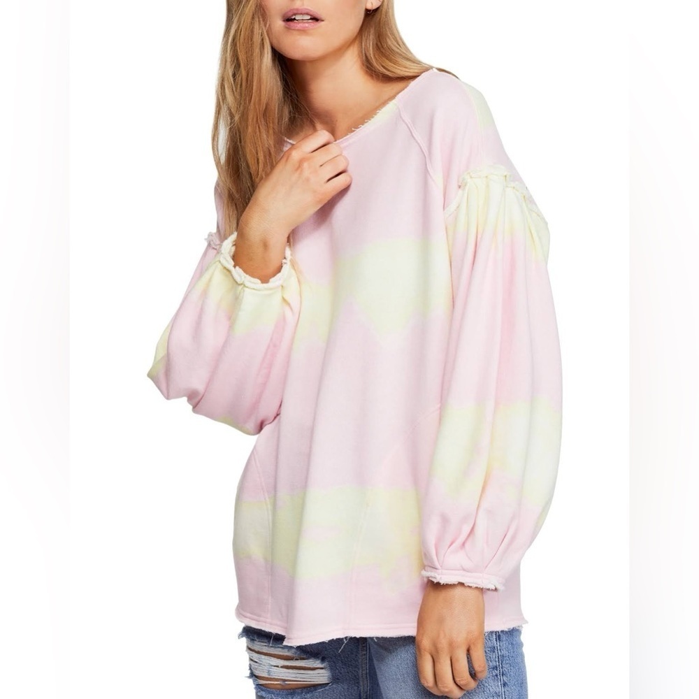 Free People Feels Right Printed Pullover Top in Tulip - Size M